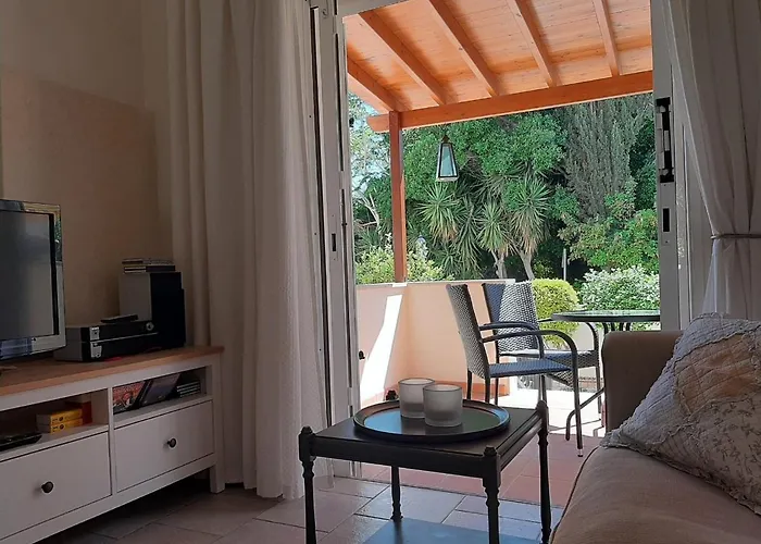 Limnaria Deluxe Maisonette
