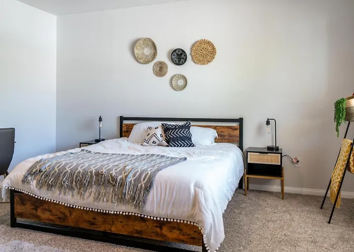 Boho Townhome In Carson City 10 Mins From Downtown, 30 Mins To Lake Tahoe