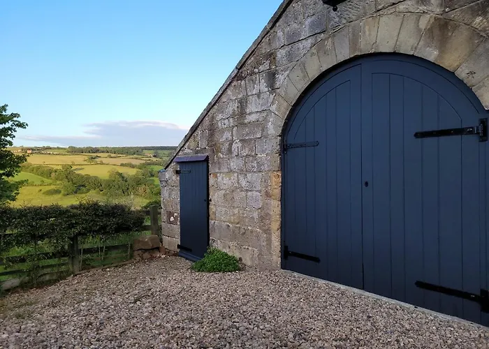 Underhill Coach House