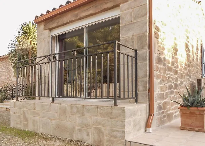 Stunning Home In Ferrals Les Corbieres