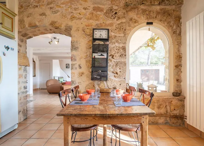 Holiday Home Le Mas Du Magnoglia By Interhome