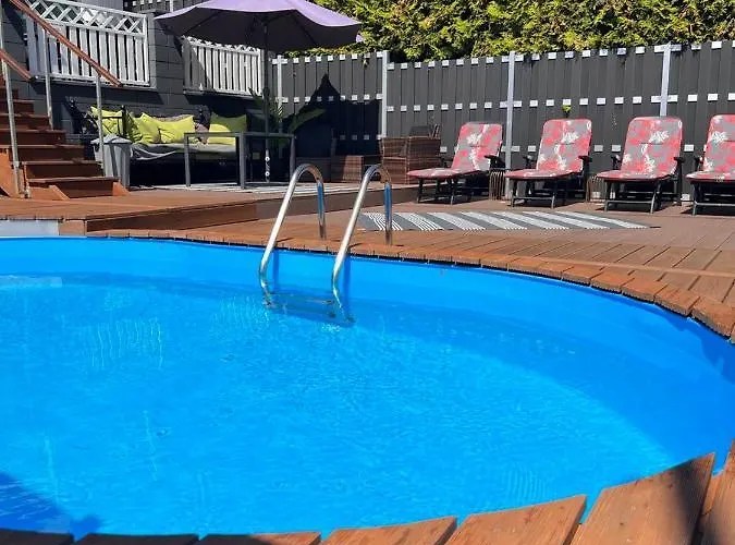 O&W Ferienhaus Mit Pool Naehe Nuerburgring, Adenau