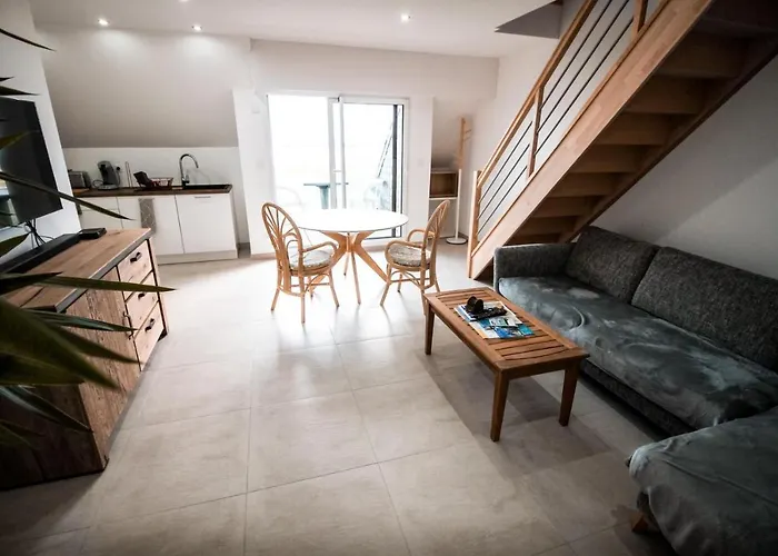 Appart-Duplex Vue Mer Panoramique Balcon & Piscine Proche Commerce