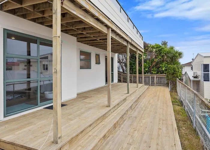 White Island Views - Ohope Holiday Home