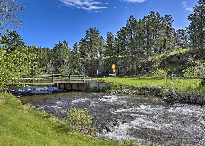 Creekside Rapid City Cabin W/ Deck On 30 Acres!
