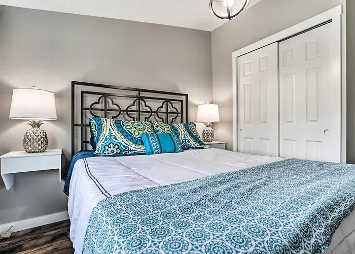 Quincy Home On Lavender Farm W/ River Views!