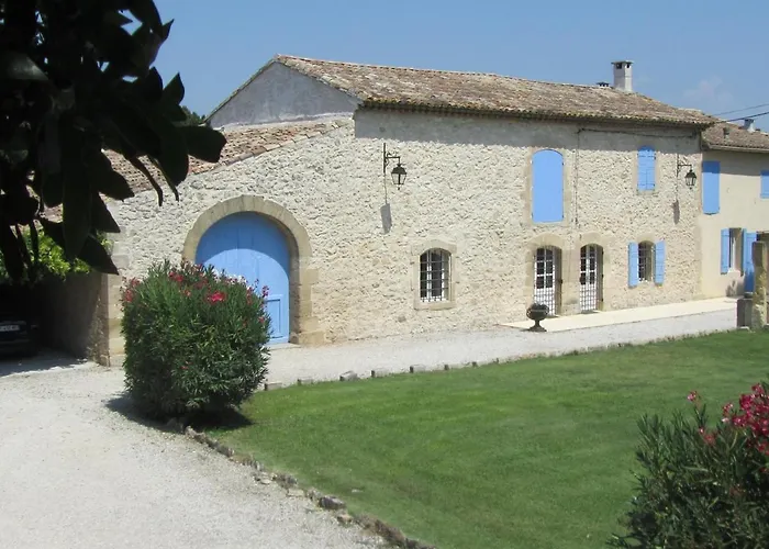 Maison Provencal Avec Piscine