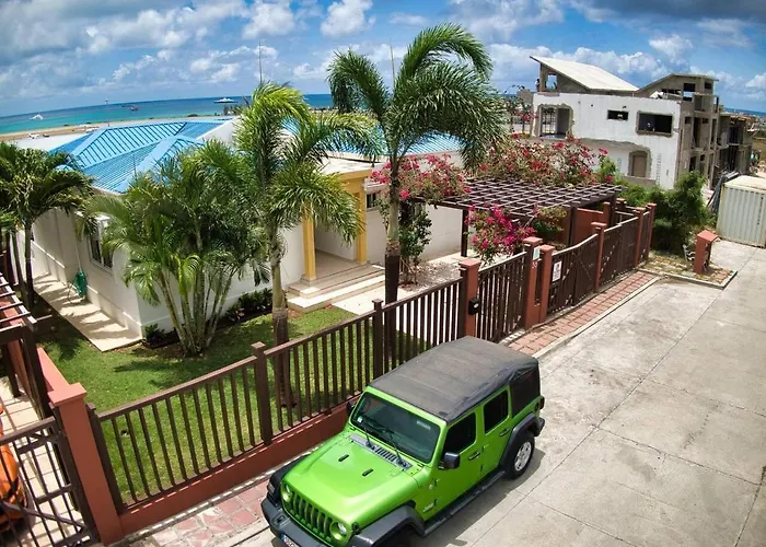 3 Bed Villa Sleeps 6 Pool Priv Patio