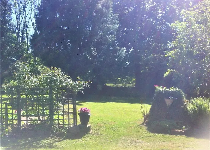 Wye Valley Near Tintern Abbey Charming Cottage Within Farmhouse Rocklea Farm,Broadstone, Trellech Monmouthshire