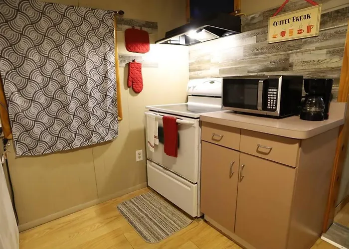 3-Bedroom Apt. Ideal Location Near New River Gorge