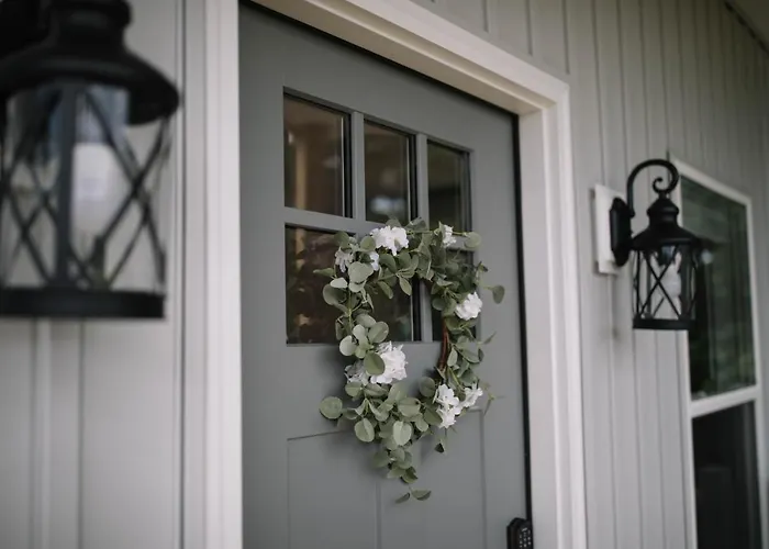 Cozy Cottage On 250 Acre Dairy Farm Near Ark