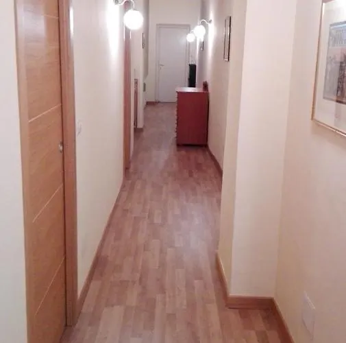 Scario Sunny Apartment In Centro