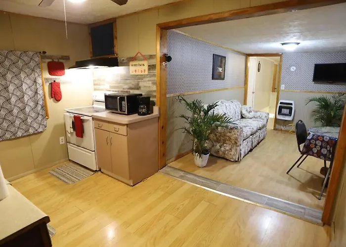 3-Bedroom Apt. Ideal Location Near New River Gorge