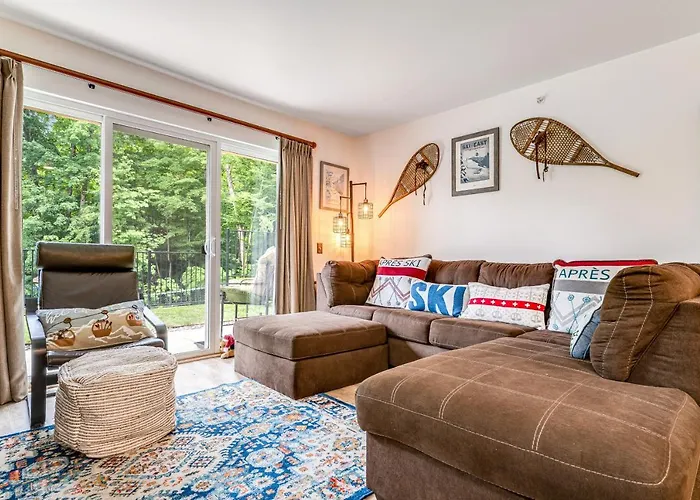 Mountainside Ski Lodge