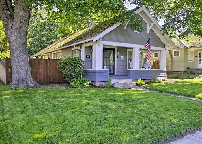 Downtown Cda Home - Premium Walkable Location!