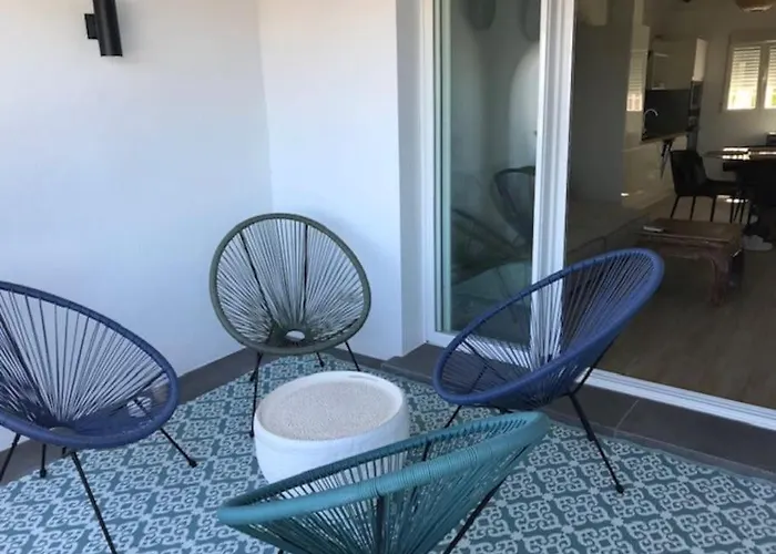 Moraira, Precioso Adosado Al Lado Del Mar