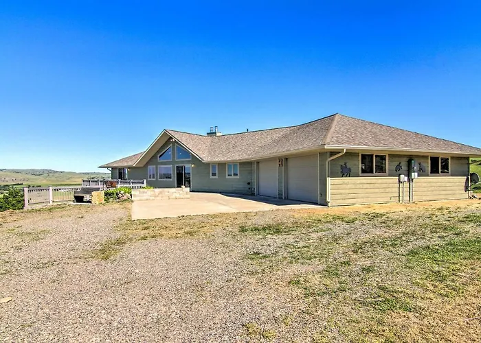 Sunny Big Timber Retreat W/ Spacious Deck!