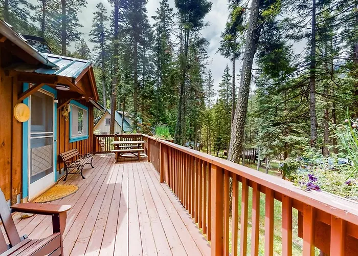 Knotty Pine Cabin