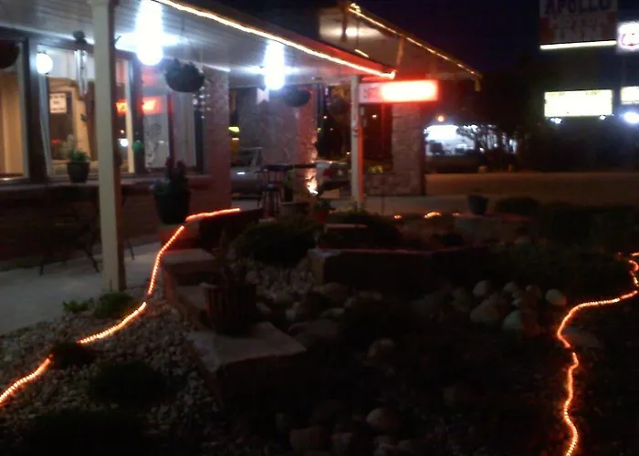 Apollo Motor Inn