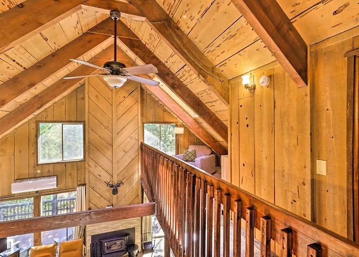 Near Trails: Cabin W/ 2-Level Deck In Twain Harte