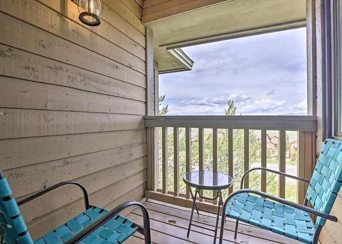 Updated Studio Loft In Granby: Epic Mountain Views