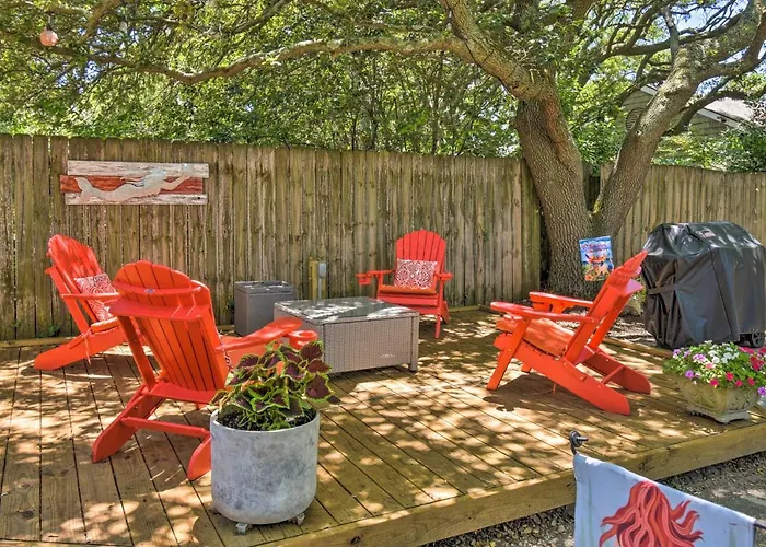 Classic Chesapeake Beachside Cottage W/ Porch!