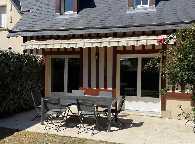 Maison Velo Piscine Tennis