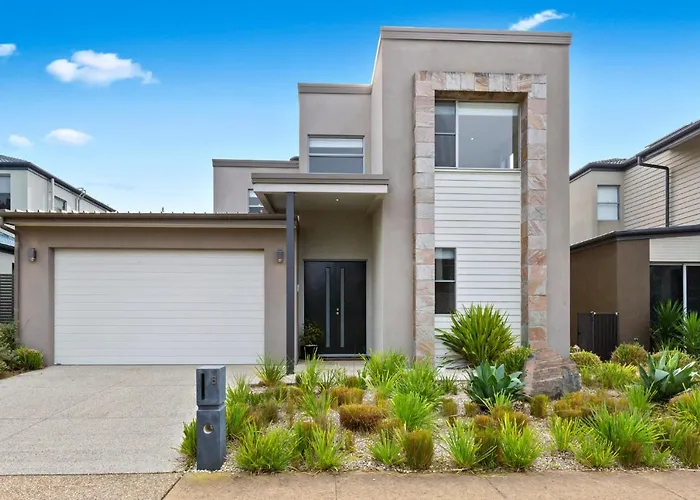 The Cove - Luxury Waterfront Accommodation