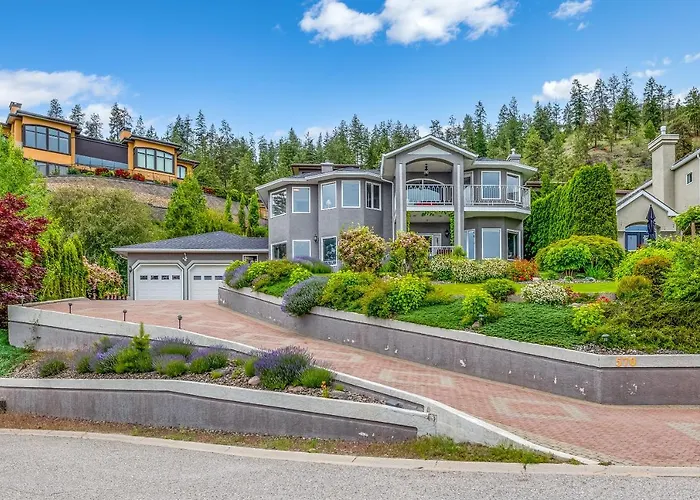 Casa Grande Lakeview House
