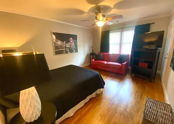 Charming Condo Near Downtown, Ncsu And Pnc Arena