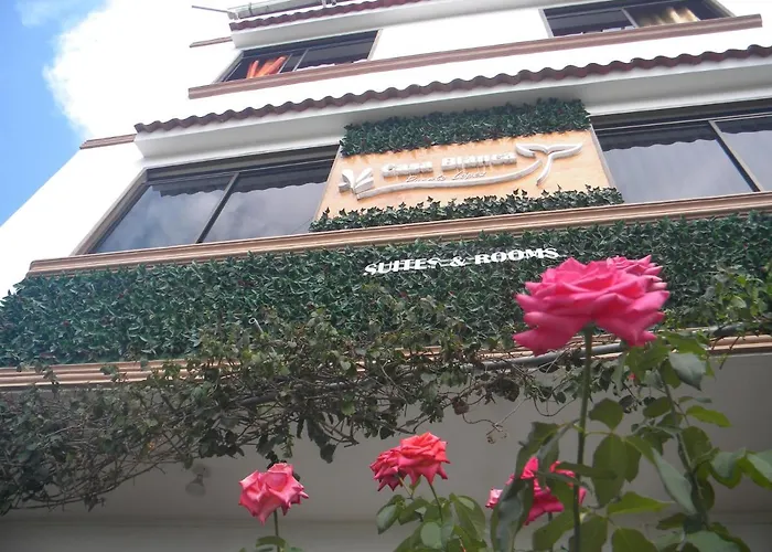 Casa Blanca Puerto Lopez