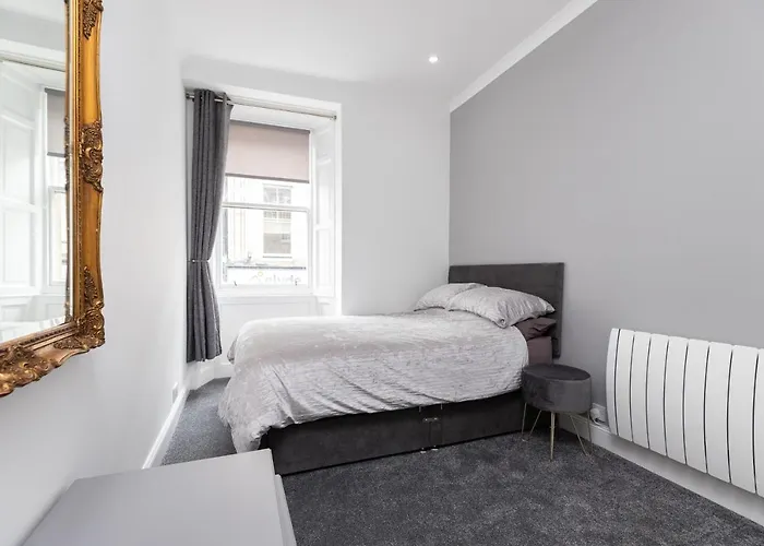City Centre 2 Bedroom Flat