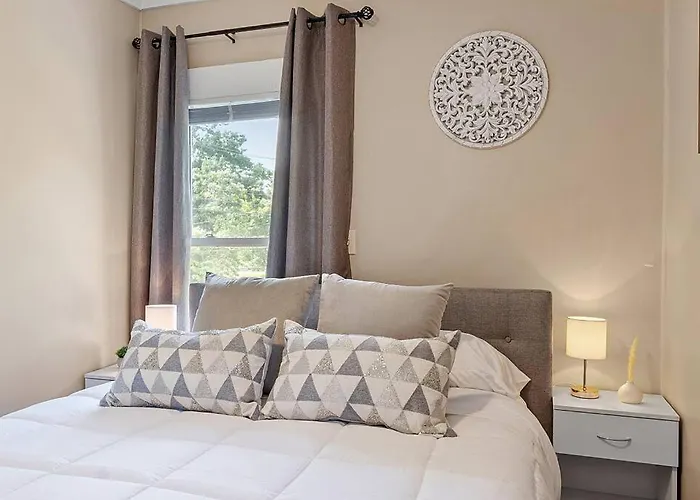 New!! Entire Apartment Minutes From Winni Lakes