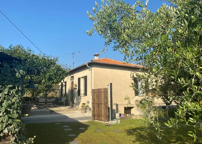La Bastide De Jean Maison De Charme Dans Un Domaine Equestre Prive