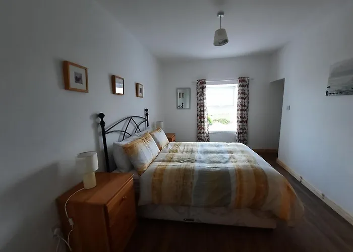 Conneelys Cottage, Connemara, Clifden, H71Y096