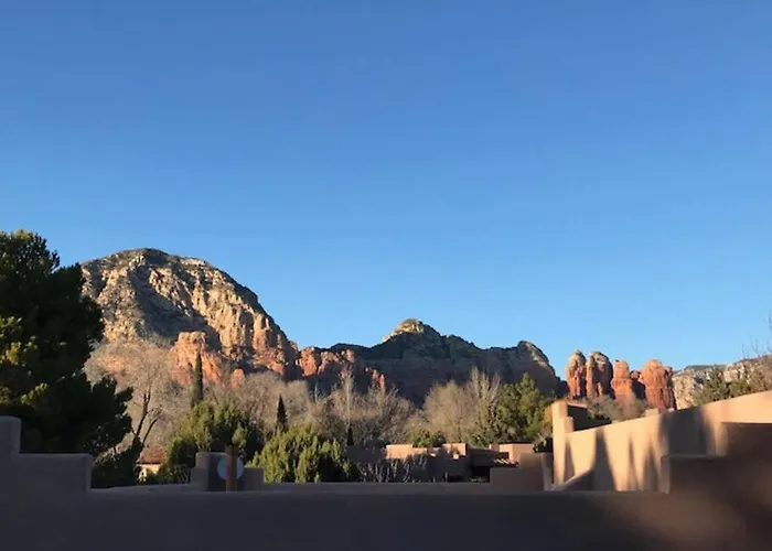 Mountain View 1 Bedroom Apartment, Unit B, Private Entrance