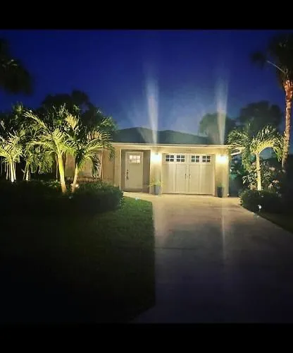 Sanctuary Home Naples-Luxury Beach House With Private Pool And Oasis!