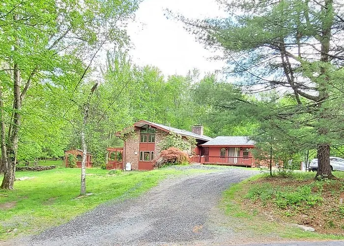 Sunset Estate In The Catskills