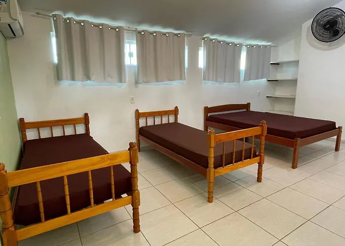 Casa com piscina Balneario Ipanema PR