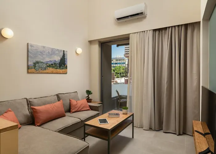 Dimitra Central Apts