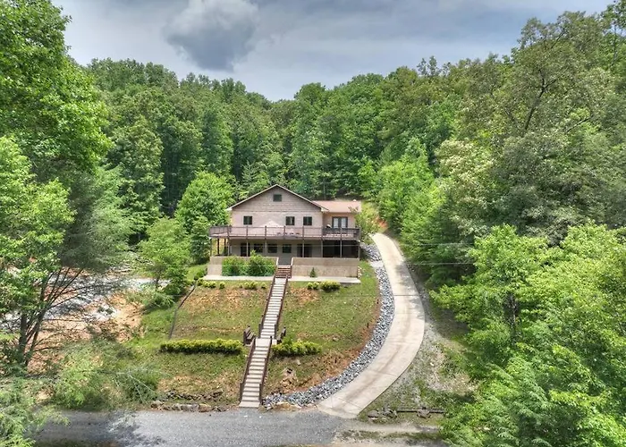 The Chariot - Creek Front With Hottub, Fire Pits, Billiards, Ev Charger - Sandalwood Stays