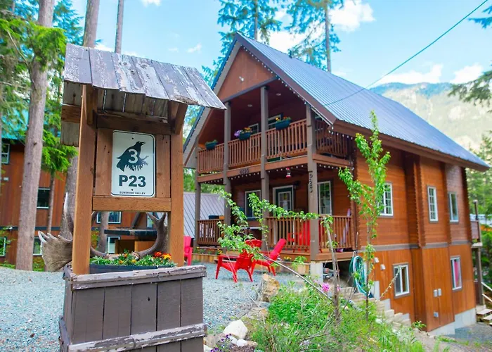 Whiskey Jack, 4 Bedroom Cabin With Outdoor Firepit