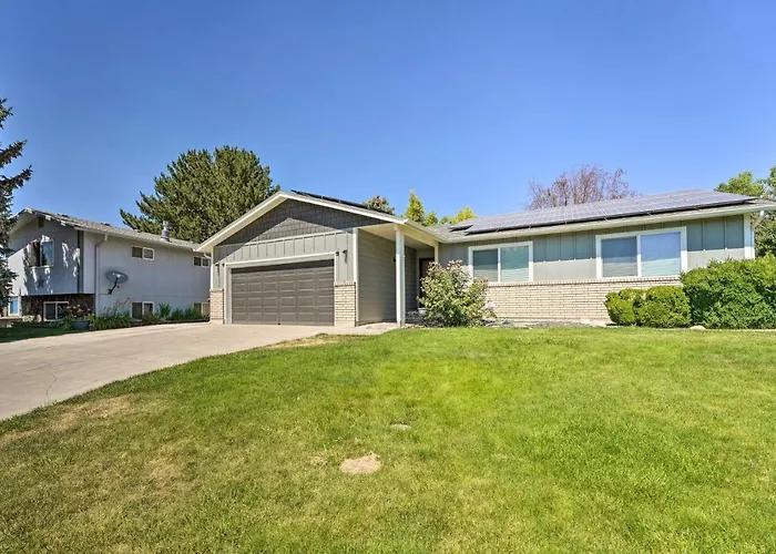 Lovely Twin Falls Home W/ Private Hot Tub!