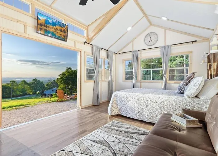Chasing Views Tiny House