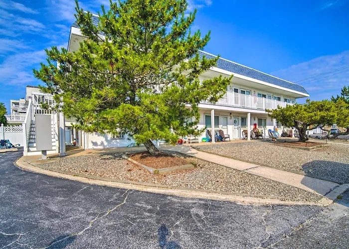 Beautiful Brigantine Condo - Walk To Beach!