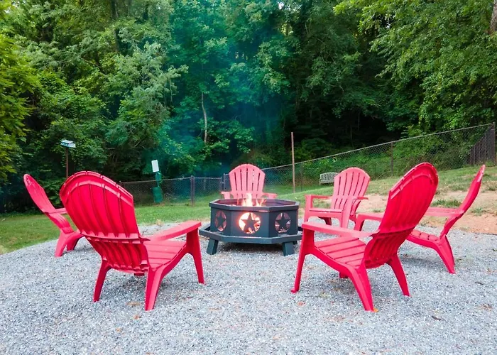 Log Cabin Motor Court