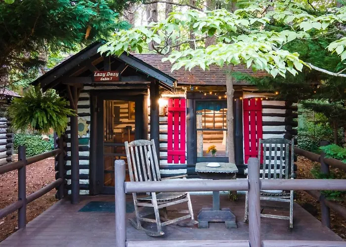 Log Cabin Motor Court