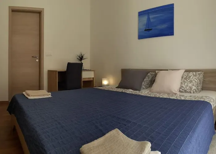 Vis - Luxury Holiday Villa With Swimming Pool