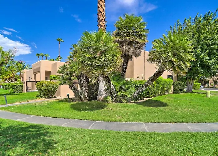 Access To 33 Pools: Cathedral City Condo W/ Patio