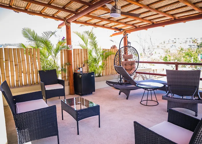 Binniguenda Huatulco & Beach Club